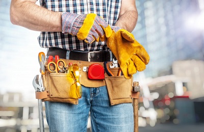 handyman-wearing-gloves_103577-1634